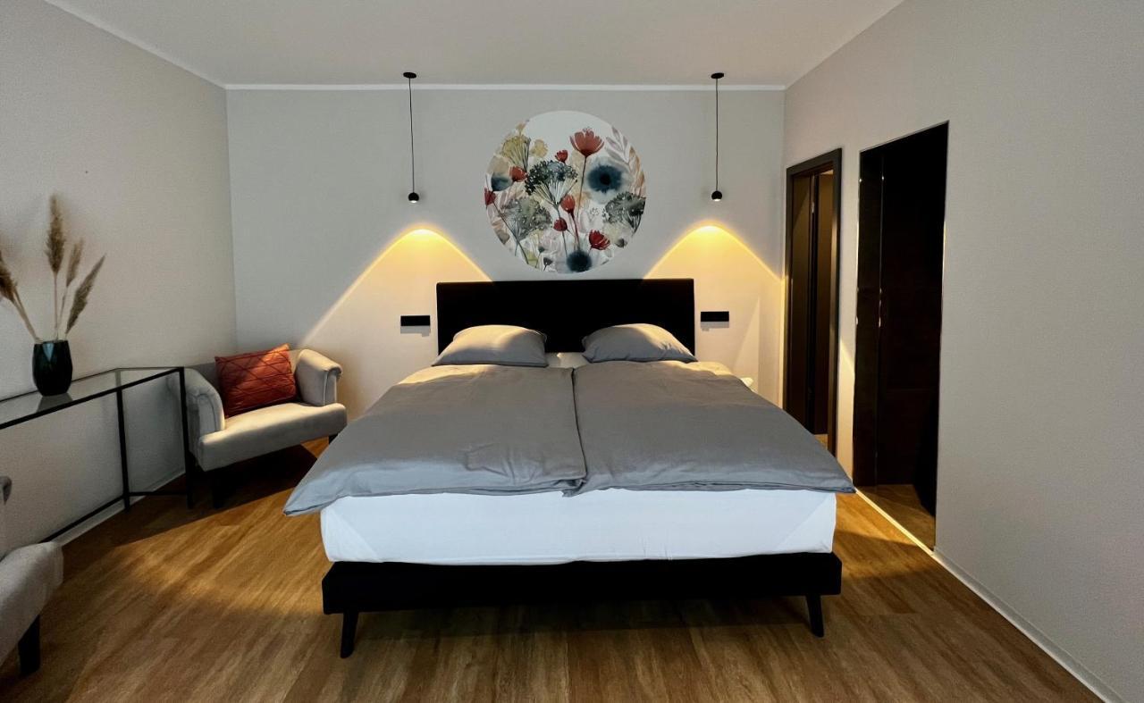 Hotel Drei Hoefe 腓特烈斯多夫 外观 照片